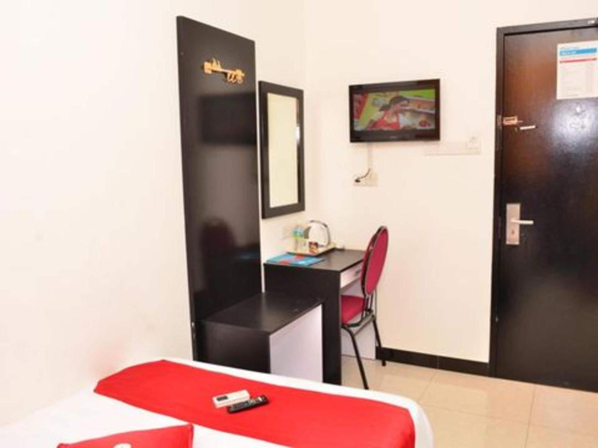 Oyo 91087 Hotel Dspark Port Klang Dış mekan fotoğraf